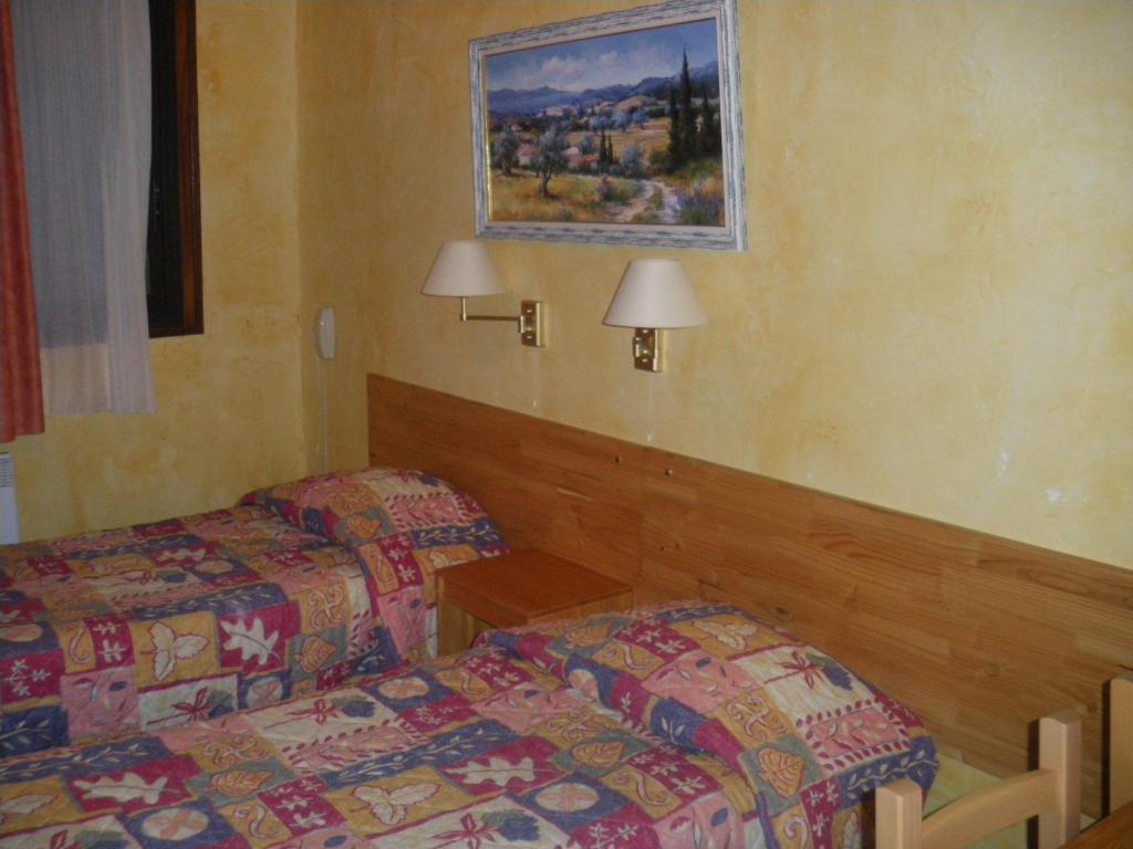 Hotel Saint Clair Saint-Étienne-les-Orgues Room photo