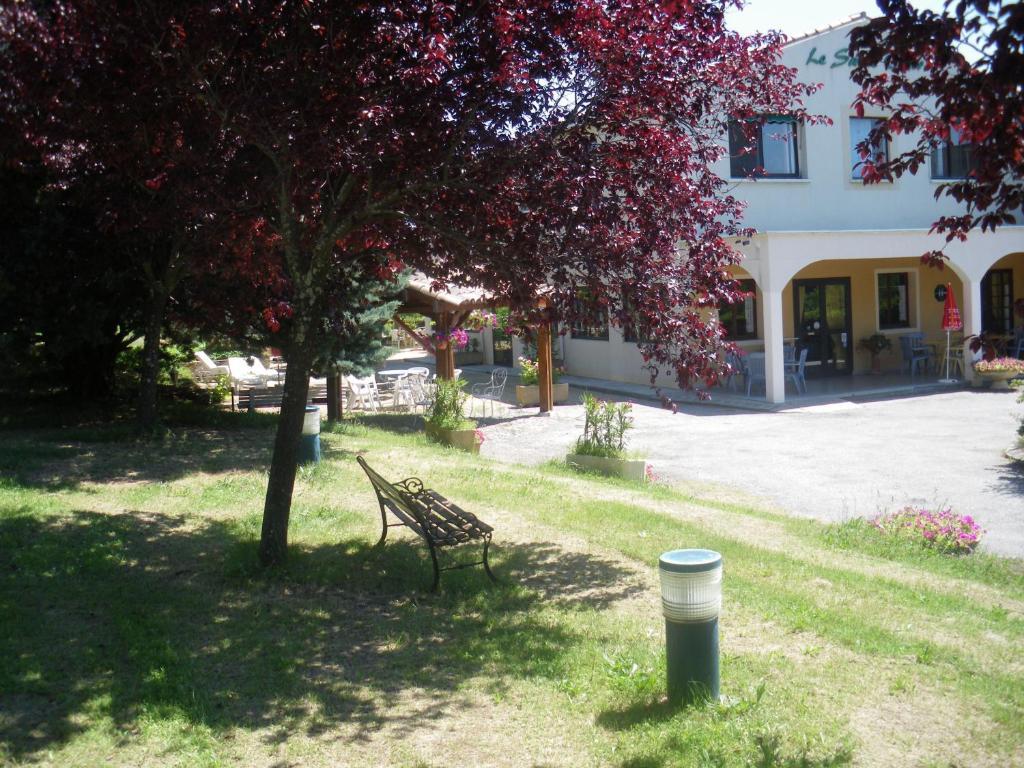 Hotel Saint Clair Saint-Étienne-les-Orgues Exterior photo