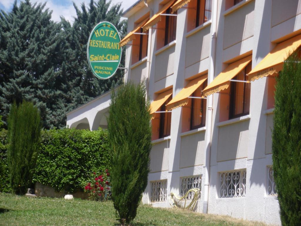 Hotel Saint Clair Saint-Étienne-les-Orgues Exterior photo